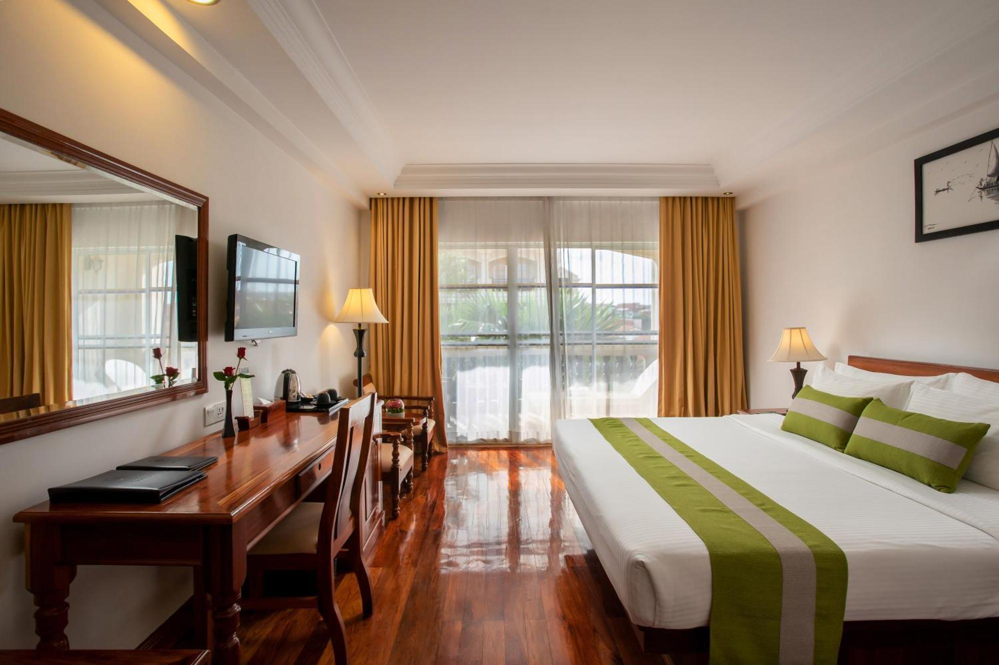 Hotel Somadevi Angkor Premium Siem Reap Esterno foto