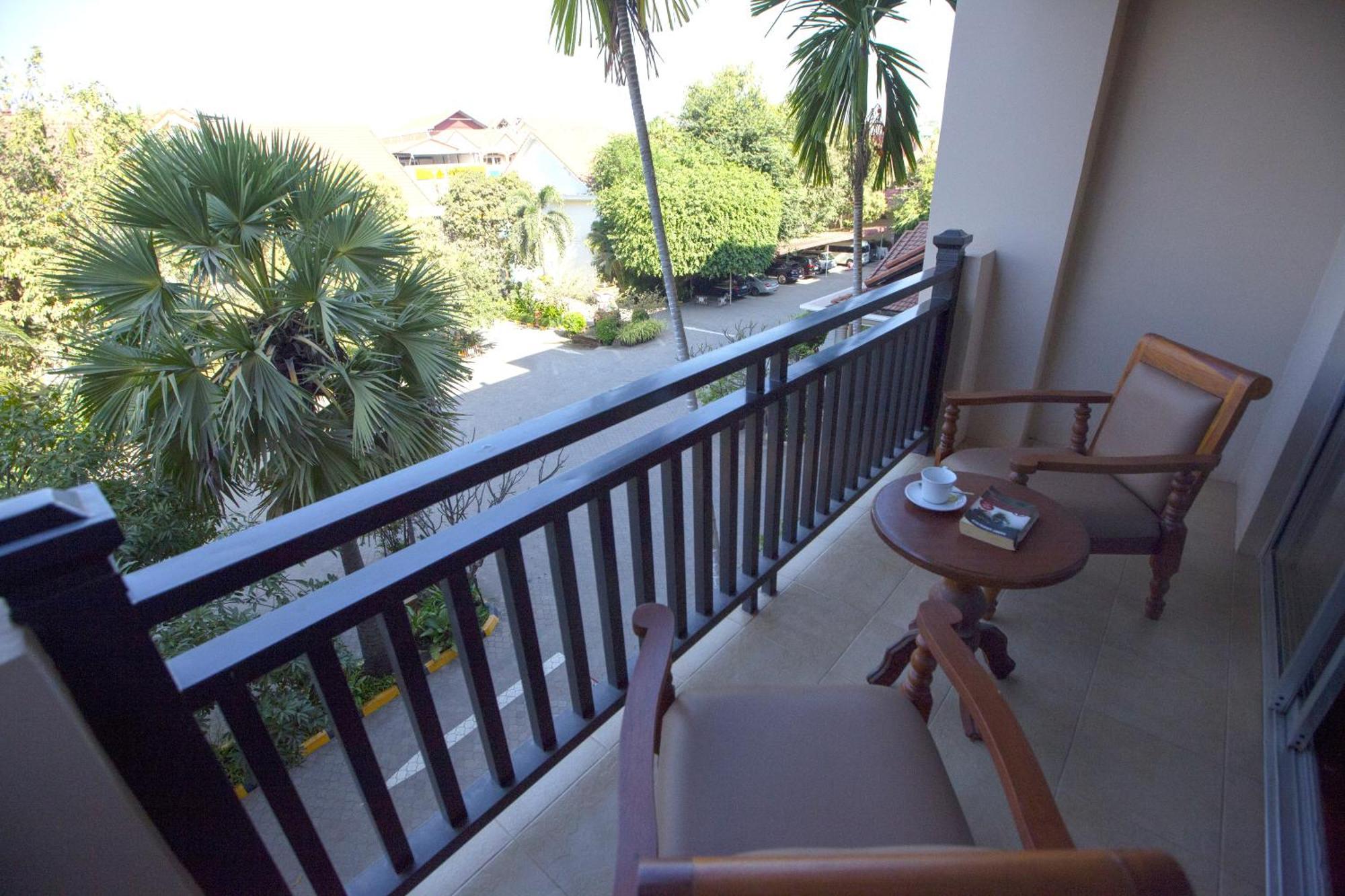 Hotel Somadevi Angkor Premium Siem Reap Esterno foto
