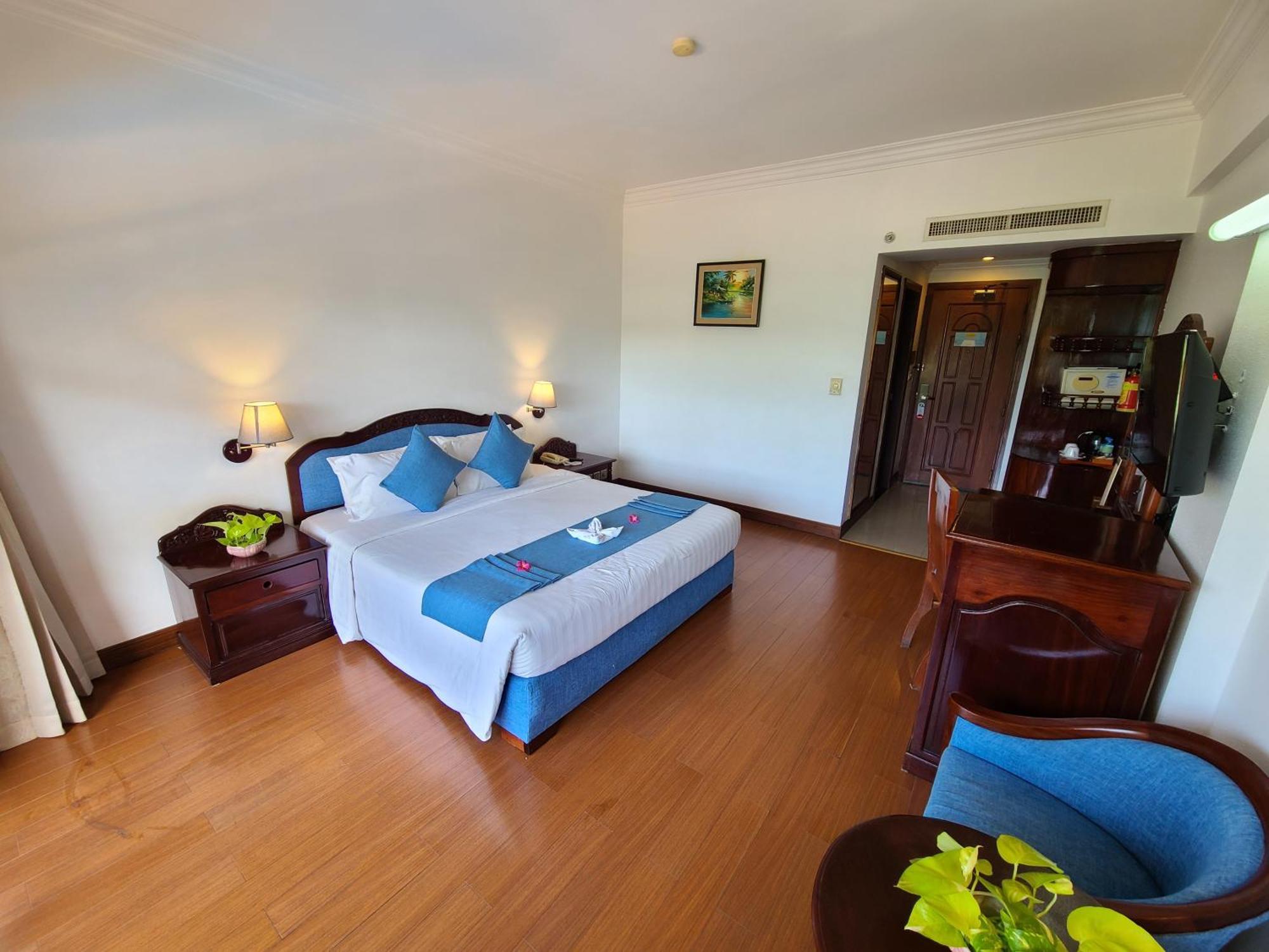 Hotel Somadevi Angkor Premium Siem Reap Esterno foto
