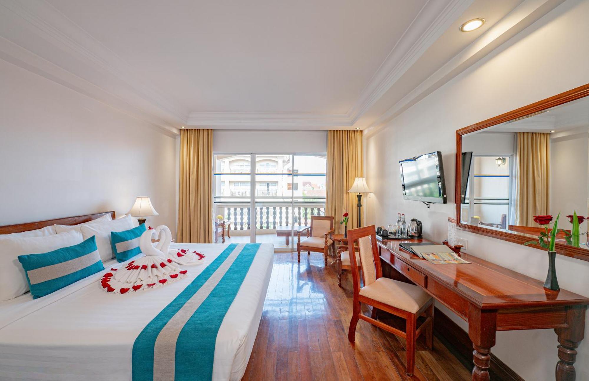 Hotel Somadevi Angkor Premium Siem Reap Esterno foto