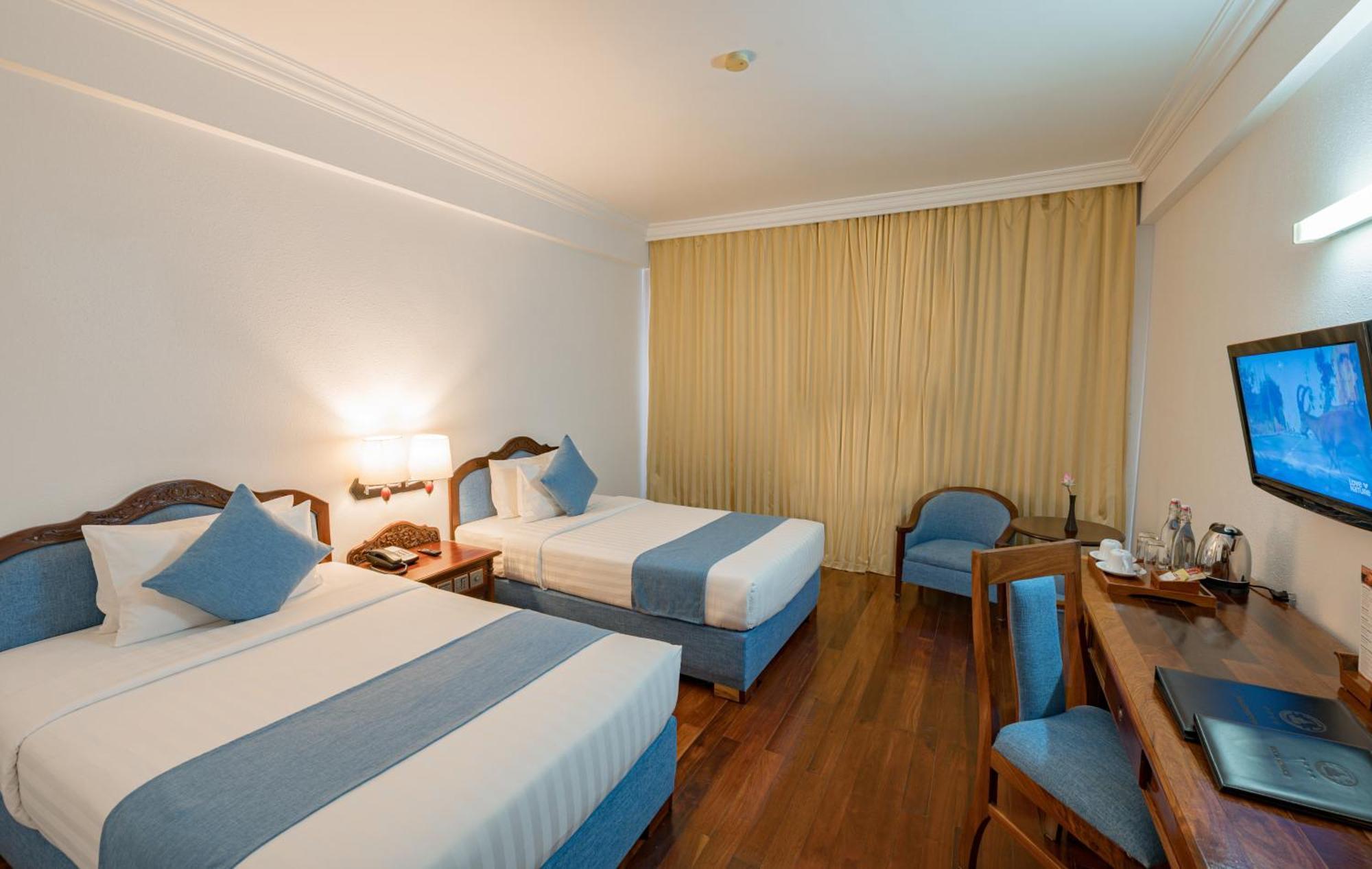 Hotel Somadevi Angkor Premium Siem Reap Esterno foto