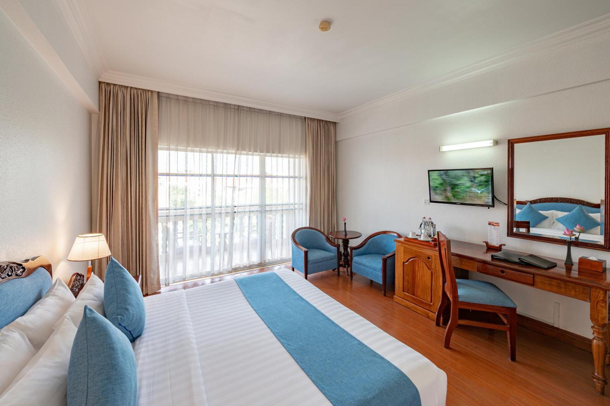 Hotel Somadevi Angkor Premium Siem Reap Esterno foto