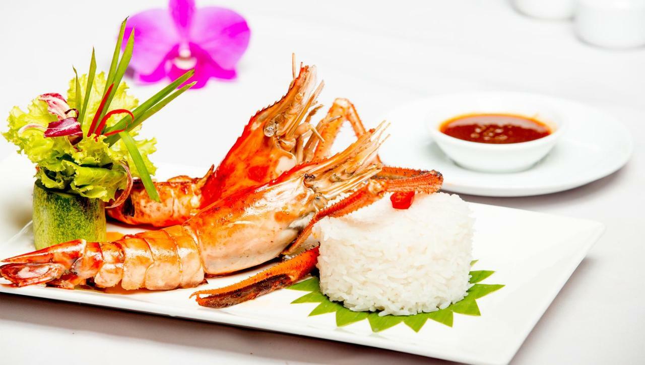 Hotel Somadevi Angkor Premium Siem Reap Esterno foto